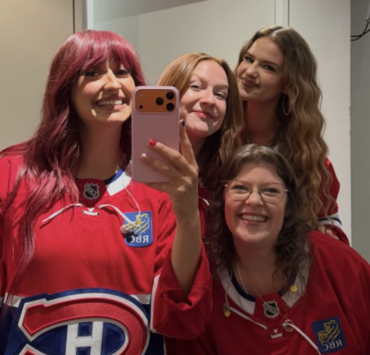 Éléonore Lagacé attire tous les regards avec son nouveau look pendant l’hymne national 3 Éléonore Lagacé attire tous les regards avec son nouveau look pendant l’hymne national Capture decran le 2026 05 26 a 09.58.36 Éléonore Lagacé attire tous les regards avec son nouveau look pendant l’hymne national