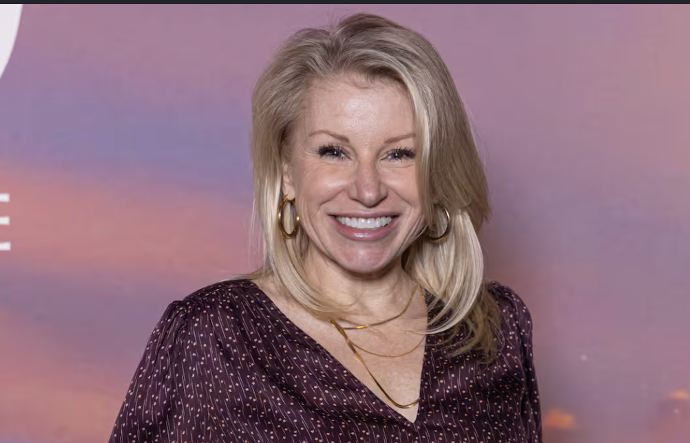 Capture le 2026 05 05 a 23.57.51 Surprise totale en direct &agrave; la radio : Cathy Gauthier d&eacute;voile l&rsquo;identit&eacute; de son nouvel amoureux &laquo; &Agrave; mon &acirc;ge, pu le temps de niaiser ! &raquo;