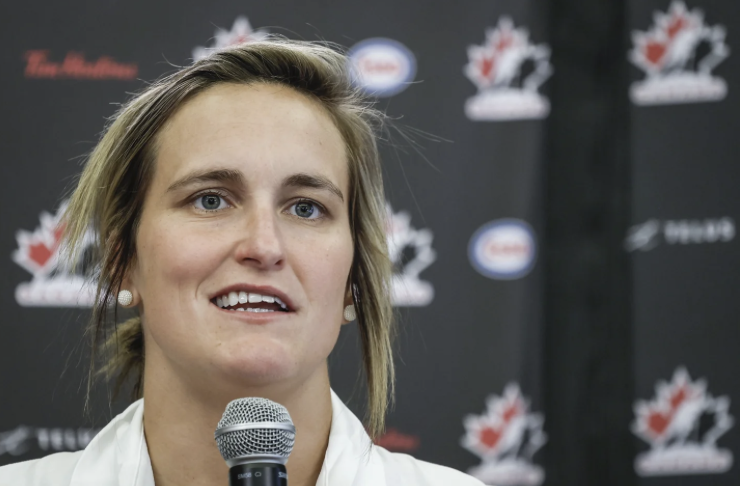 Capture le 2026 05 08 a 08.18.41 D&eacute;couvrez le cadeau original que Marie-Philip Poulin offre un sp&eacute;ciale cadeaux d&eacute;cisif &agrave; sa femme pour sa f&ecirc;te !