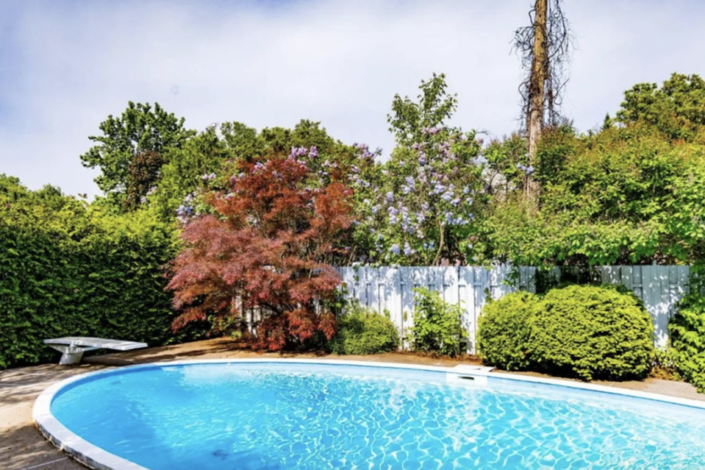 Capture le 2026 05 08 a 10.53.00 La maison de famille de Marie-Lyne Joncas est &agrave; vendre pour 839 000 $ (10)photos