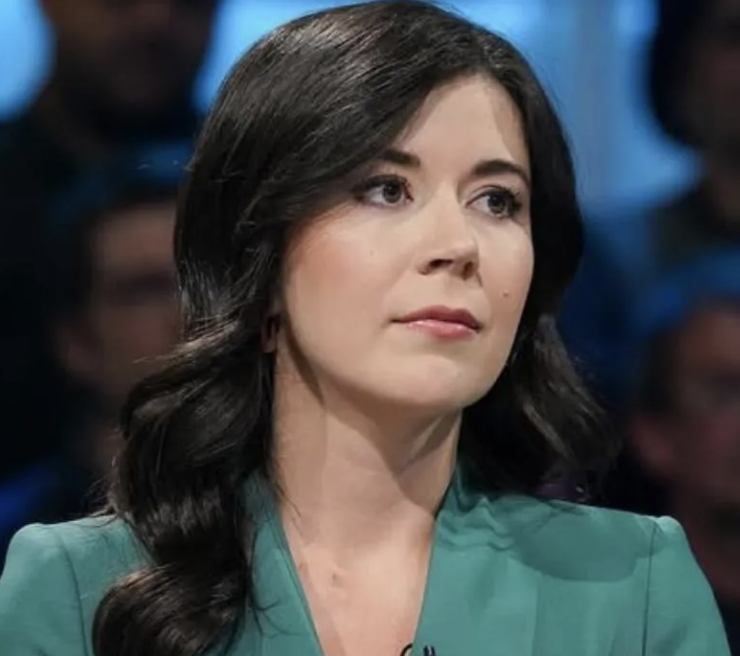 Capture le 2026 05 10 a 22.07.26 Alerte mignonnerie : les premi&egrave;res photos du b&eacute;b&eacute; de Catherine Fournier enflamment le Web