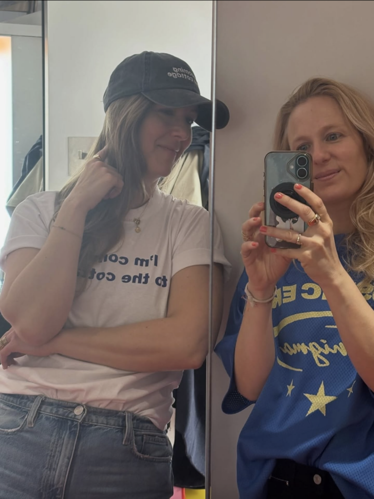 Capture le 2026 05 11 a 10.41.07 Marie-Soleil Dion partage une nouvelle photo en compagnie de sa blonde connue et d&eacute;voilent leur bonheur au grand jour