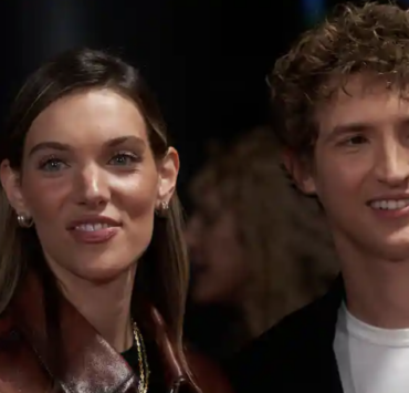 Cannes 2026 : Charlotte Cardin ose la robe transparente et enflamme la Croisette 06 photos 6 Cannes 2026 : Charlotte Cardin ose la robe transparente et enflamme la Croisette 06 photos Capture le 2026 05 14 a 11.10.15 Cannes 2026 : Charlotte Cardin ose la robe transparente et enflamme la Croisette 06 photos