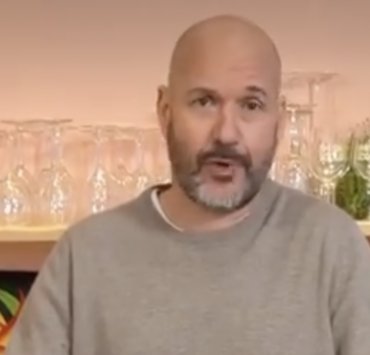 Capture le 2026 05 15 a 08.24.23 e1778830188341 S&eacute;ries 2026: Martin Matte et Maxi lancent une recette hilarante pour &laquo; rincer &raquo; les Sabres