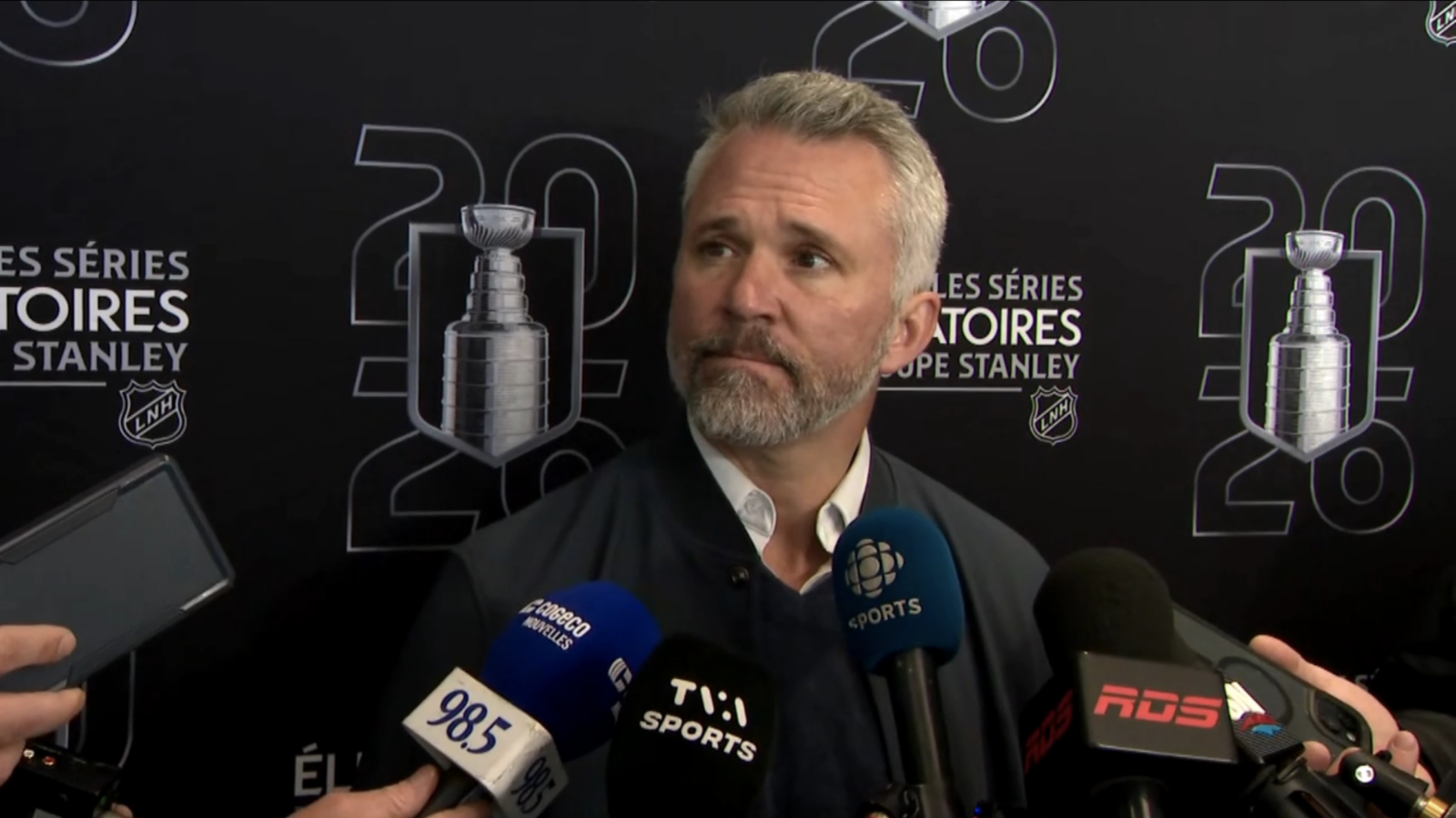 Capture le 2026 05 15 a 10.51.12 Incroyable LNH : Martin St-Louis a accept&eacute; l'inacceptable pour devenir entra&icirc;neur du Canadien