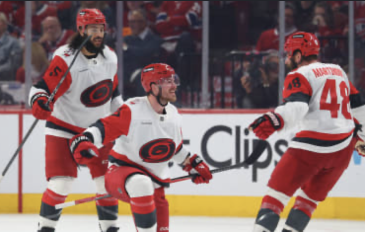 Capture le 2026 05 26 a 13.18.12 Les Hurricanes changent les r&egrave;gles du jeu au Centre Bell et enflamment les r&eacute;seaux sociaux