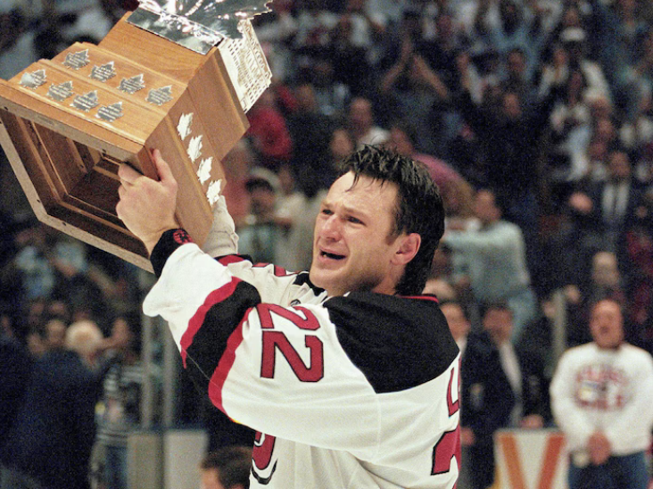 Tragédie dans le monde du hockey : Claude Lemieux retrouvé sans vie dans des circonstances déchirantes 1 Tragédie dans le monde du hockey : Claude Lemieux retrouvé sans vie dans des circonstances déchirantes Capture le 2026 05 29 a 08.30.24 Tragédie dans le monde du hockey : Claude Lemieux retrouvé sans vie dans des circonstances déchirantes