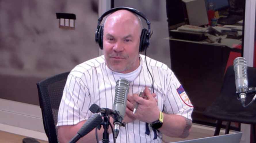 Capture le 2026 05 30 a 10.07.08 &laquo; J'ai pouss&eacute; mon corps &agrave; ses limites &raquo; : D&eacute;part de la radio, Maxim Martin &eacute;meut le Qu&eacute;bec avec une annonce surprise