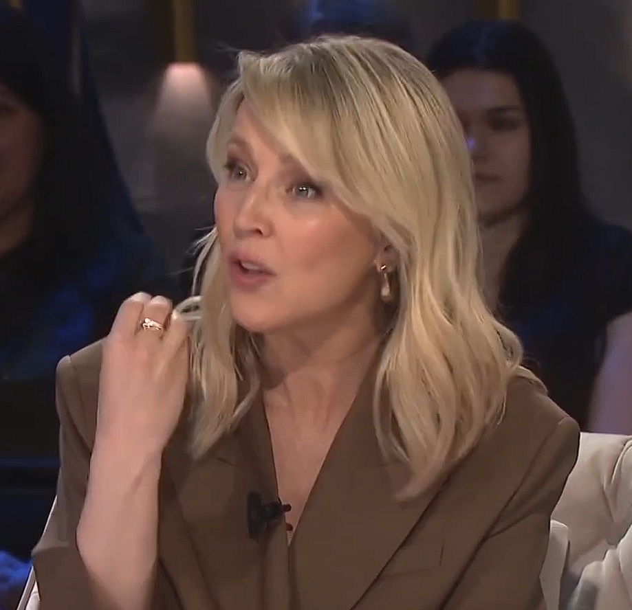 Découvrez qui remplace Julie Bélanger à Ça finit bien la semaine et pourquoi ce duo fait déjà jaser! 1 Découvrez qui remplace Julie Bélanger à Ça finit bien la semaine et pourquoi ce duo fait déjà jaser! Capture decran 2026 06 08 193021 Découvrez qui remplace Julie Bélanger à Ça finit bien la semaine et pourquoi ce duo fait déjà jaser!