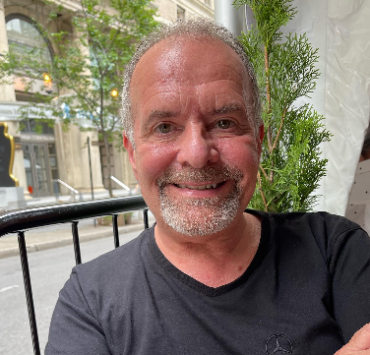 À 68 ans, Pierre Houde brise le silence : La passion est toujours là 3 À 68 ans, Pierre Houde brise le silence : La passion est toujours là Capture decran 2026 06 09 192526 À 68 ans, Pierre Houde brise le silence : La passion est toujours là