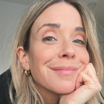 Capture decran 2026 06 17 183307 Les fans de Sabrina Cournoyer vont &ecirc;tre servis : nouveau mandat, elle sera partout cet &eacute;t&eacute;