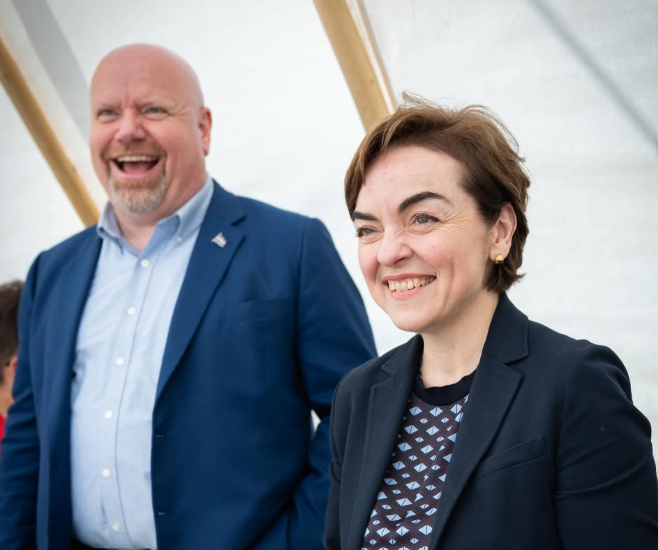 Capture decran 2026 06 23 064723 Le public d&eacute;couvre enfin le conjoint de Christine Fr&eacute;chette