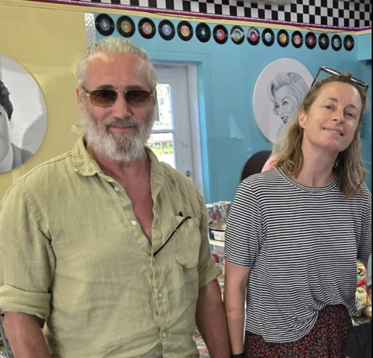 Capture decran le 2026 06 30 a 16.16.26 Roy Dupuis et Christine Beaulieu cr&eacute;ent la surprise dans une cr&egrave;merie qu&eacute;b&eacute;coise