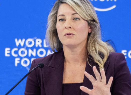 « Dès le printemps 2026 » : Mélanie Joly annonce une nouvelle allocation pour l'épicerie qui va toucher des millions de Québécois 1 « Dès le printemps 2026 » : Mélanie Joly annonce une nouvelle allocation pour l'épicerie qui va toucher des millions de Québécois Capture le 2026 06 08 a 05.51.45 « Dès le printemps 2026 » : Mélanie Joly annonce une nouvelle allocation pour l'épicerie qui va toucher des millions de Québécois