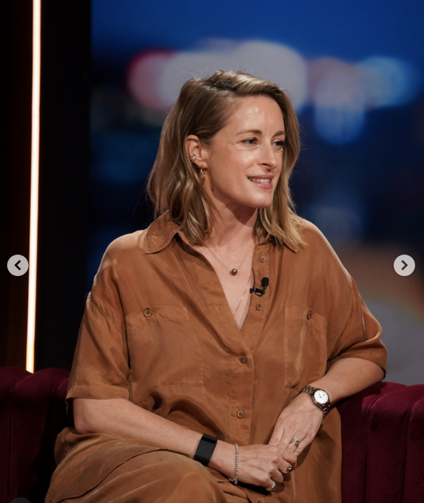Grande émotion à la télé : Christine Beaulieu craque en larmes pour une raison bien précise (05 photos) 5 Grande émotion à la télé : Christine Beaulieu craque en larmes pour une raison bien précise (05 photos) Capture le 2026 06 11 a 10.25.09 1 Grande émotion à la télé : Christine Beaulieu craque en larmes pour une raison bien précise (05 photos)