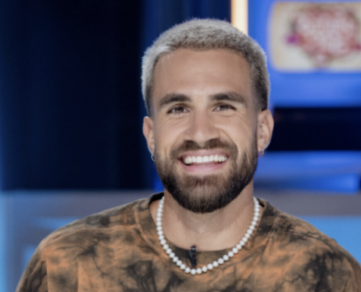Capture le 2026 06 20 a 12.17.44 Surprise totale : voyez quelle actrice Qu&eacute;b&eacute;coise bien connue attendait Jay Du Temple &agrave; sa ligne d'arriv&eacute;e serait-elle son nouvelle amour ?