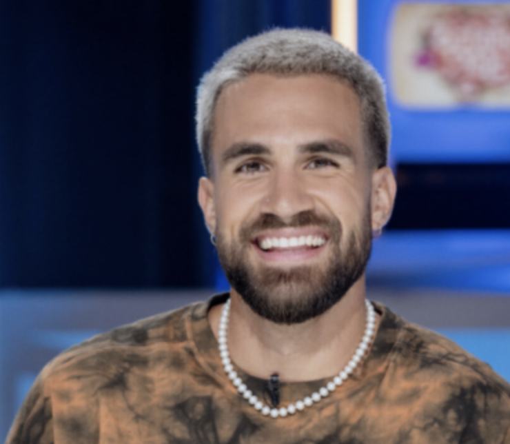 Capture le 2026 06 20 a 12.17.44 Surprise totale : voyez quelle actrice Qu&eacute;b&eacute;coise bien connue attendait Jay Du Temple &agrave; sa ligne d'arriv&eacute;e serait-elle son nouvelle amour ?