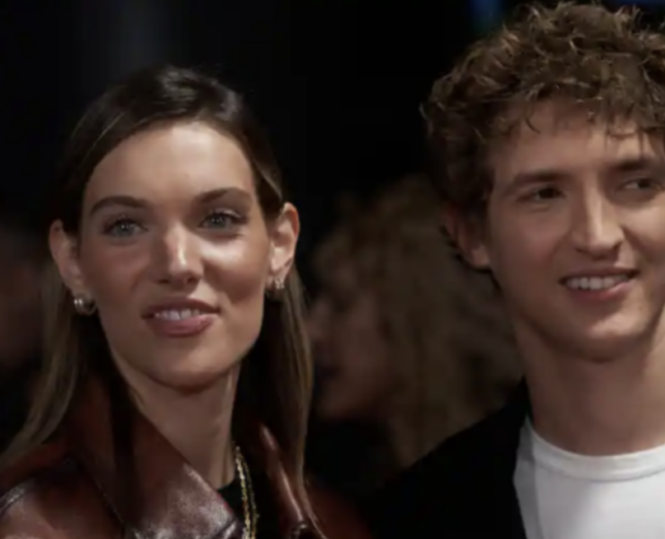 Capture le 2026 06 26 a 10.17.45 Cannes 2026 : Charlotte Cardin ose la robe transparente et enflamme la Croisette 06 photos