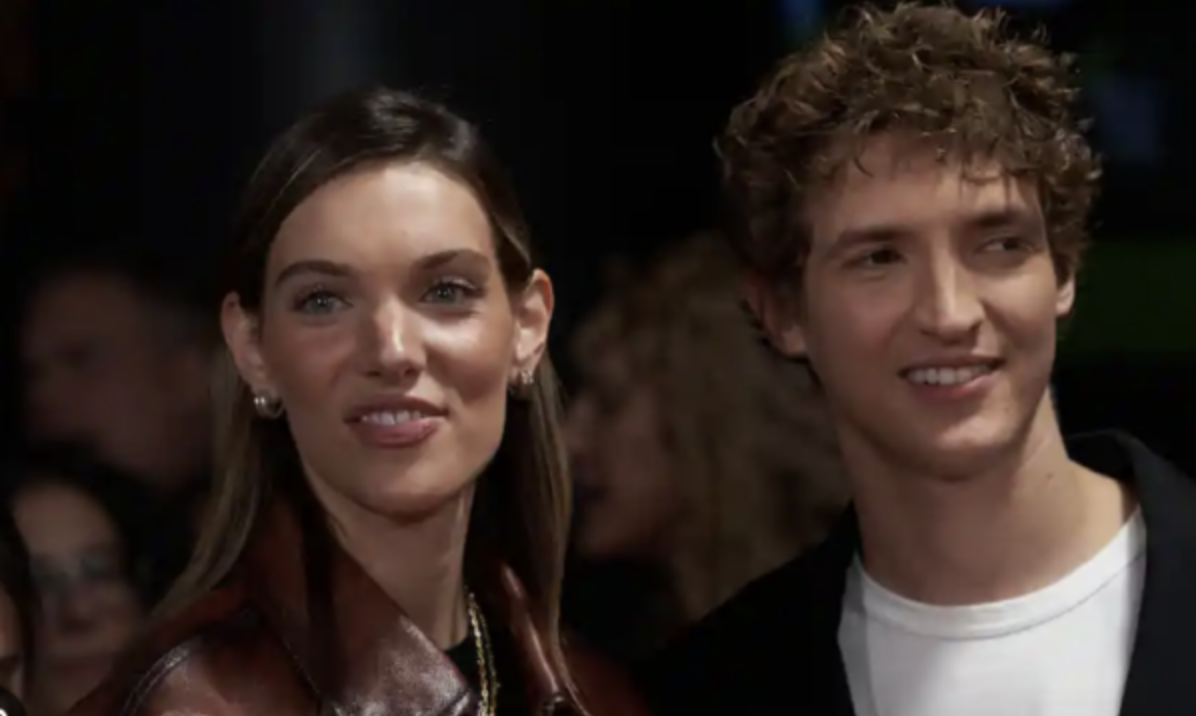 Capture le 2026 06 26 a 10.17.45 Cannes 2026 : Charlotte Cardin ose la robe transparente et enflamme la Croisette 06 photos