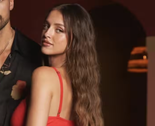 Alicia Moffet après sa rupture s'offre un beau moment de douceur et de complicité en Compagnie adorée 1 Alicia Moffet après sa rupture s'offre un beau moment de douceur et de complicité en Compagnie adorée Capture le 2026 06 28 a 10.13.14 e1782638417162 Alicia Moffet après sa rupture s'offre un beau moment de douceur et de complicité en Compagnie adorée