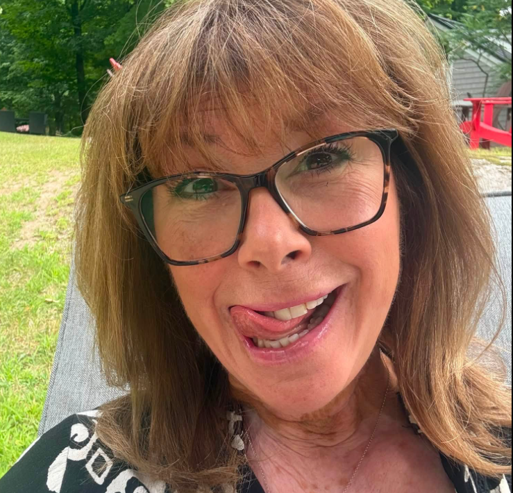 Capture decran 2026 07 31 110229 Chantal Lacroix fait beaucoup r&eacute;agir avec une photo de ses jambes en vacances
