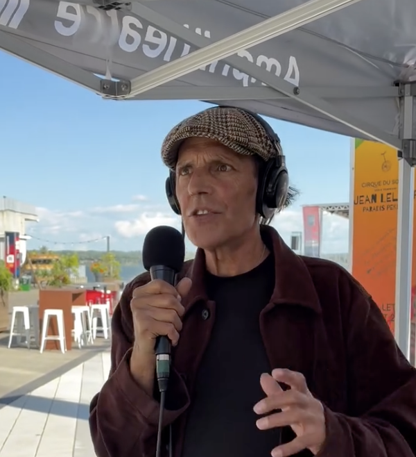 Jean Leloup surprend tout le monde avec une présence inattendue 1 Jean Leloup surprend tout le monde avec une présence inattendue Capture decran le 2026 07 16 a 09.17.10 Jean Leloup surprend tout le monde avec une présence inattendue