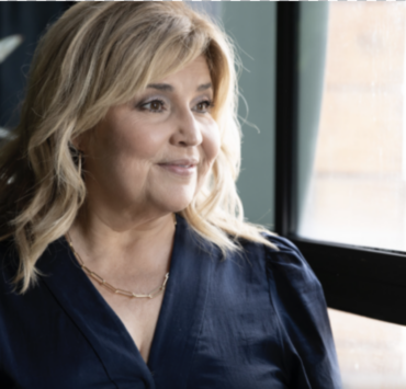 Marie-Claude Méconnaissable: fait tourner les têtes sur le tapis rouge avec un look d'une grande élégance 2 Marie-Claude Méconnaissable: fait tourner les têtes sur le tapis rouge avec un look d'une grande élégance Capture le 2026 07 11 a 09.59.04 Marie-Claude Méconnaissable: fait tourner les têtes sur le tapis rouge avec un look d'une grande élégance