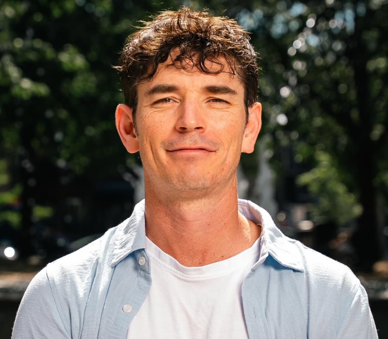 À 55 ans, Sébastien Delorme surprend tout le monde avec ce nouveau projet 1 À 55 ans, Sébastien Delorme surprend tout le monde avec ce nouveau projet Capture decran 2026 08 03 064121 À 55 ans, Sébastien Delorme surprend tout le monde avec ce nouveau projet