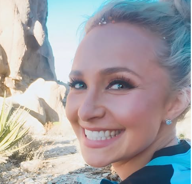 Décès de Hayden Panettiere : de nouveaux éléments officiels commencent à sortir 1 Décès de Hayden Panettiere : de nouveaux éléments officiels commencent à sortir Capture decran 2026 08 17 151133 Décès de Hayden Panettiere : de nouveaux éléments officiels commencent à sortir