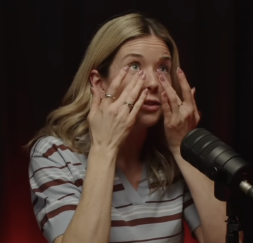 Sabrina Cournoyer en larmes : « Je m’excuse vraiment » 3 Sabrina Cournoyer en larmes : « Je m’excuse vraiment » Capture decran le 2026 08 17 a 16.33.43 e1786999225532 Sabrina Cournoyer en larmes : « Je m’excuse vraiment »