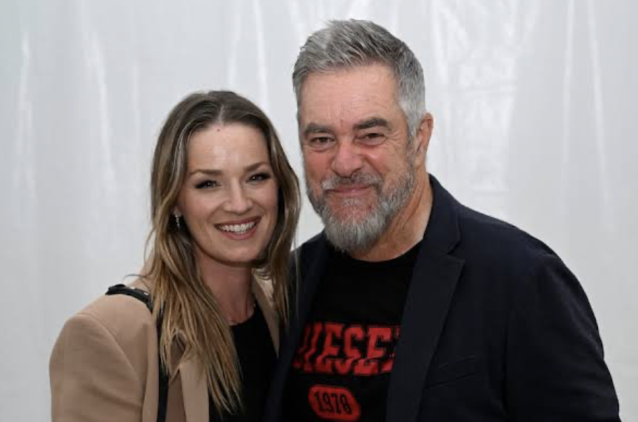 Andrée Watters rétablit la vérité sur son couple avec Sylvain Cossette : ce que les abonnés pensaient est-il réellement vrai ? 1 Andrée Watters rétablit la vérité sur son couple avec Sylvain Cossette : ce que les abonnés pensaient est-il réellement vrai ? Capture le 2026 08 04 a 10.40.03 Andrée Watters rétablit la vérité sur son couple avec Sylvain Cossette : ce que les abonnés pensaient est-il réellement vrai ?