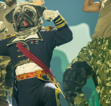 Chanteurs masqués : la voix du Colonel Pug fait ressortir un nom 2 Chanteurs masqués : la voix du Colonel Pug fait ressortir un nom Capture decran 2026 09 28 080553 e1790597827743 Chanteurs masqués : la voix du Colonel Pug fait ressortir un nom