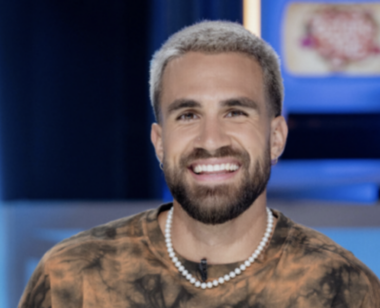 Capture le 2026 09 20 a 10.24.50 Surprise totale : voyez quelle actrice Qu&eacute;b&eacute;coise bien connue attendait Jay Du Temple &agrave; sa ligne d'arriv&eacute;e serait-elle son nouvelle amour ?