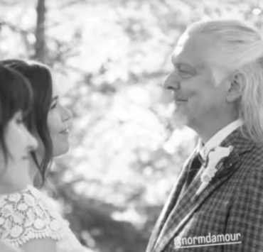 Fuite des premières sublimes photos du mariage Normand D'Amour et Pascale Montreuil 4 Fuite des premières sublimes photos du mariage Normand D'Amour et Pascale Montreuil Capture le 2026 09 26 a 01.30.28 Fuite des premières sublimes photos du mariage Normand D'Amour et Pascale Montreuil