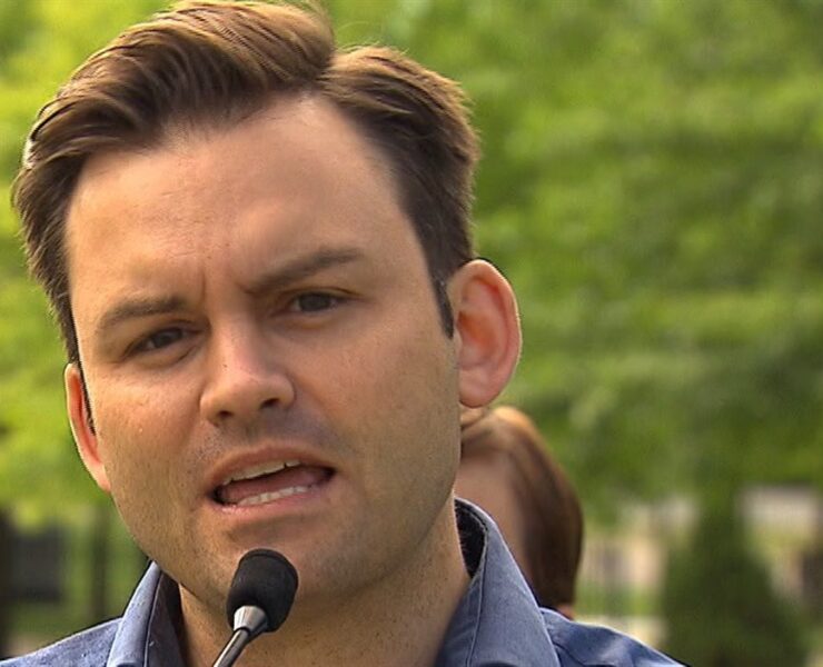 160719 g71qe st pierre sn1250.jpg Trag&eacute;die d&eacute;vastatrice : Paul St-Pierre Plamondon sort publiquement et offre l'aide du Qu&eacute;bec !