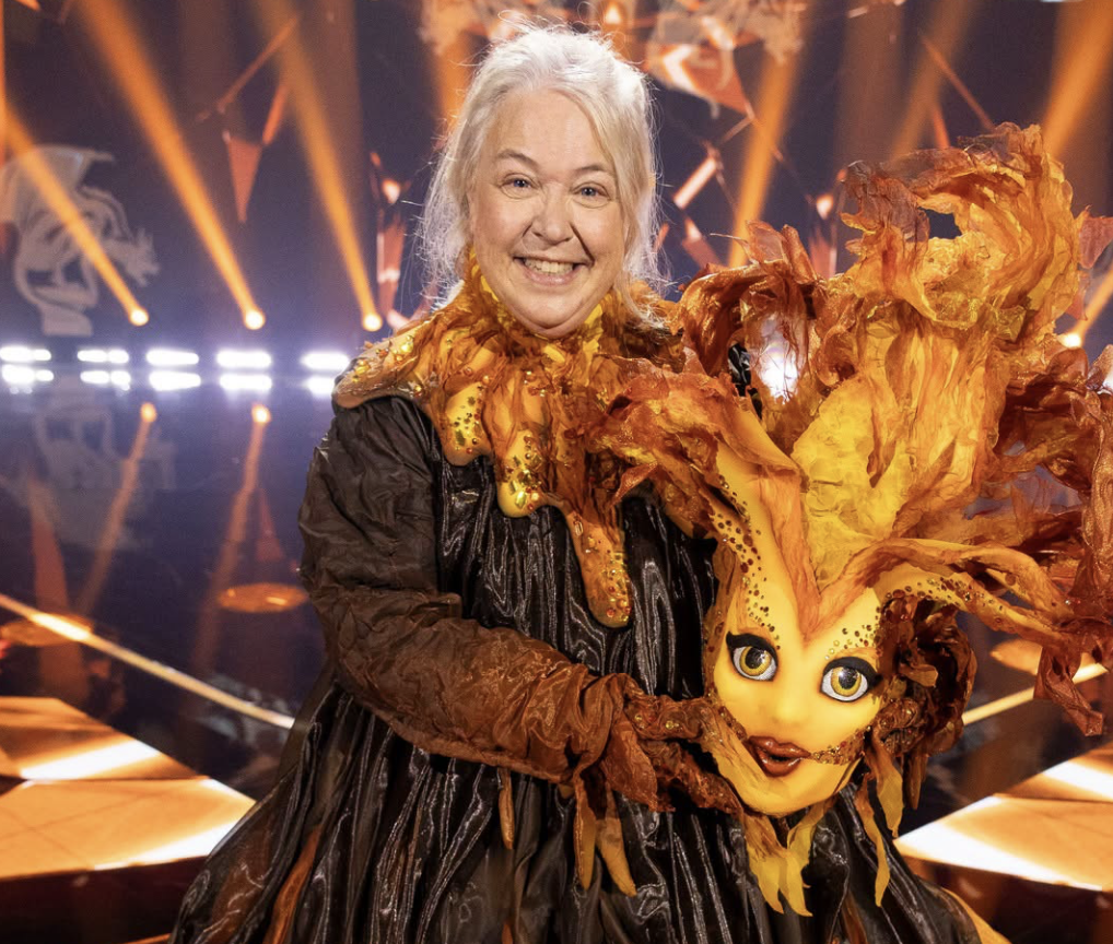 Cette comédienne craque complètement après son démasquage à Chanteurs masqués 1 Cette comédienne craque complètement après son démasquage à Chanteurs masqués Capture decran le 2026 10 26 a 13.38.16 Cette comédienne craque complètement après son démasquage à Chanteurs masqués