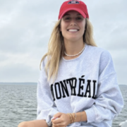 Capture le 2026 10 19 a 11.49.46 Genie Bouchard enflamme Miami avec un bikini minuscule (06)photos