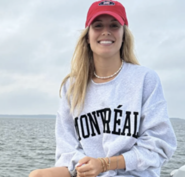 Capture le 2026 10 19 a 11.49.46 Genie Bouchard enflamme Miami avec un bikini minuscule (06)photos