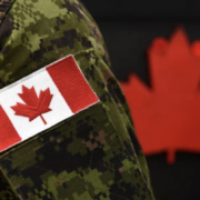 Capture le 2026 10 27 a 10.00.40 Forces arm&eacute;es canadiennes en 2026 : combien gagnent vraiment les militaires ? tout savoir ici !