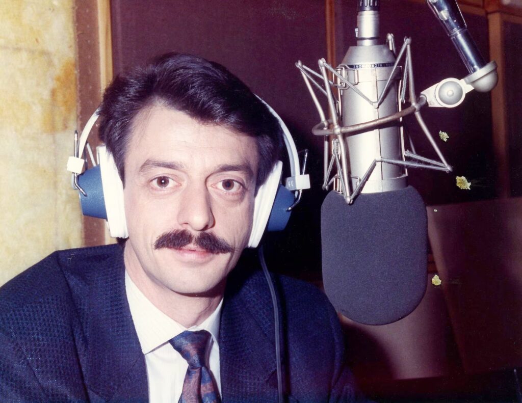Jean Luc Mongrain005 288016022398f2 4b2b 4d9f ae3a 93f438bd7294 ORIGINAL.jpg Le Qu&eacute;bec en deuil : D&eacute;c&egrave;s confirm&eacute; pour ce journaliste ador&eacute; du public apr&egrave;s 50 ans de carri&egrave;re