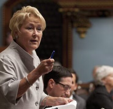 « Elle aime son peuple » : L'ex-première ministre sort du silence sur la polémique Ruba Ghazal 2 « Elle aime son peuple » : L'ex-première ministre sort du silence sur la polémique Ruba Ghazal PC 120119 9k6ul pauline marois sn635.jpg « Elle aime son peuple » : L'ex-première ministre sort du silence sur la polémique Ruba Ghazal