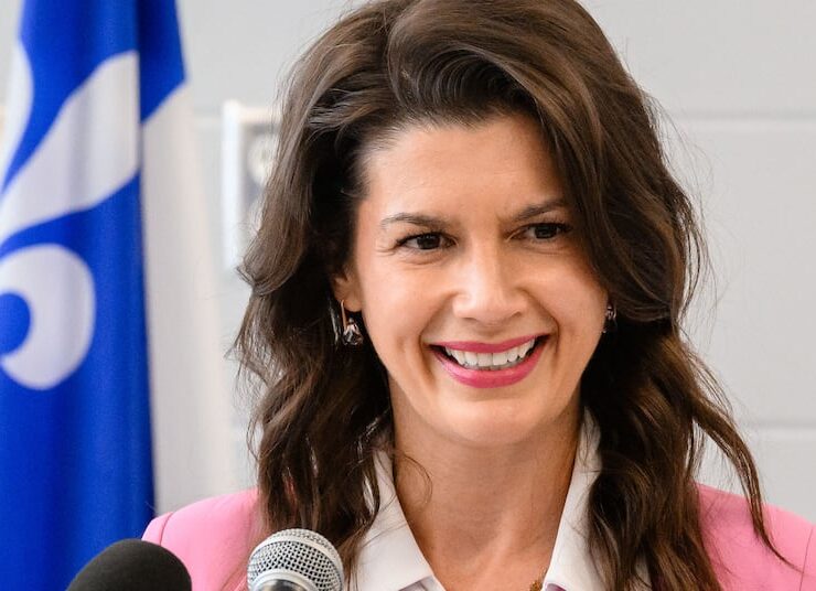 U5DZIZN7PJCW5MQVTQLFRC4SYA Genevi&egrave;ve Guilbault prend la parole en public : l&rsquo;annonce qui a &eacute;mu tout le monde