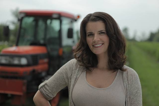 Marie-Ève Janvier lance un message ferme à Nathalie Simard 1 Marie-Ève Janvier lance un message ferme à Nathalie Simard VFH Marie-Ève Janvier lance un message ferme à Nathalie Simard