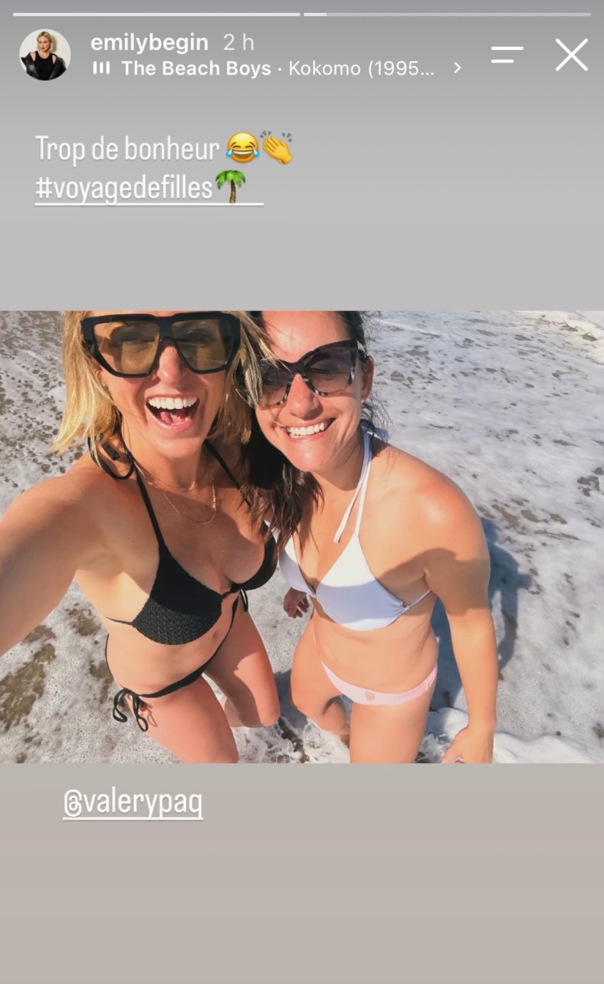 Emily Béginen Bikini pose en très bonne compagnie en vacances… pas au Québec 1 Emily Béginen Bikini pose en très bonne compagnie en vacances… pas au Québec emily begin maillot Emily Béginen Bikini pose en très bonne compagnie en vacances… pas au Québec