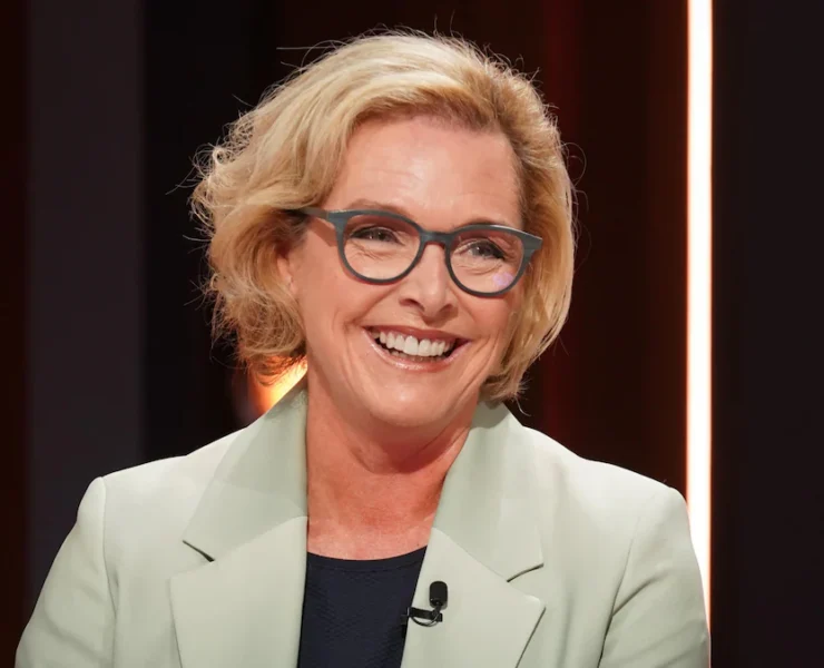 sophie thibault bonsoir 2026 80354.jpg Nouvelle alerte m&eacute;dicale : Sophie Thibault brise le silence sur l'angoisse d'un retour du cancer &laquo; On n'en sort pas &raquo;!