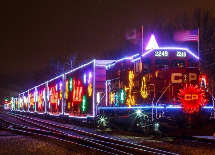 train Les arr&ecirc;ts du train des F&ecirc;tes au Qu&eacute;bec : l&rsquo;horaire officiel est sorti
